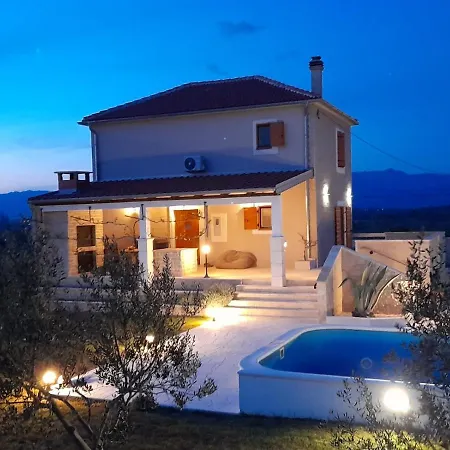 Pan Casa de Férias *